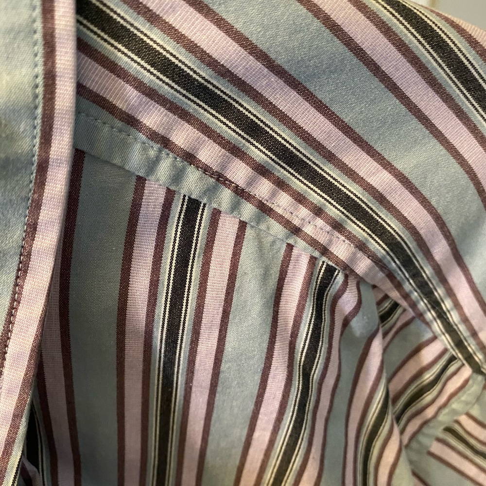 Gap Men’s button down long sleeve shirt